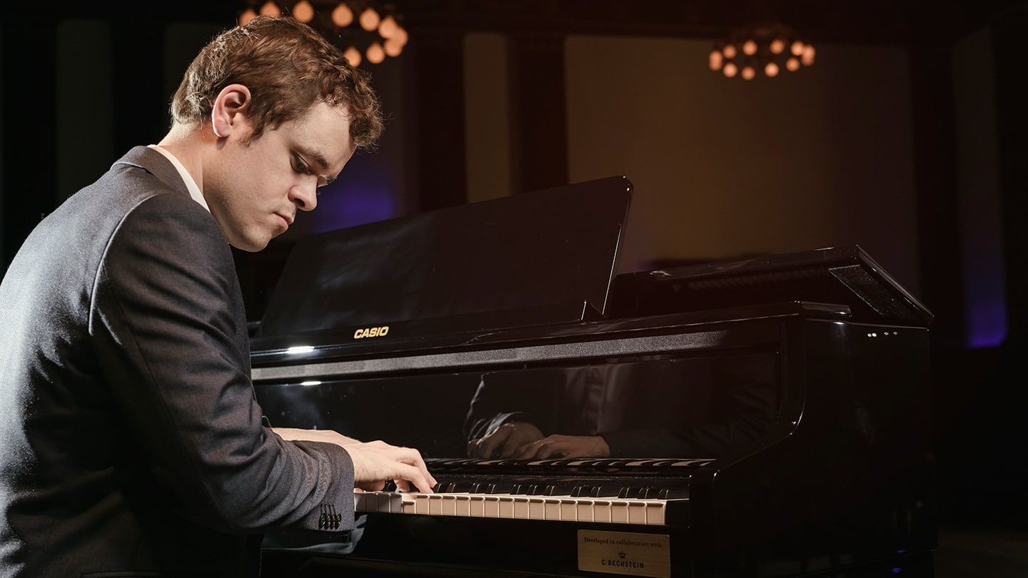 12 Best Piano Players In The World - Fire Inside Music