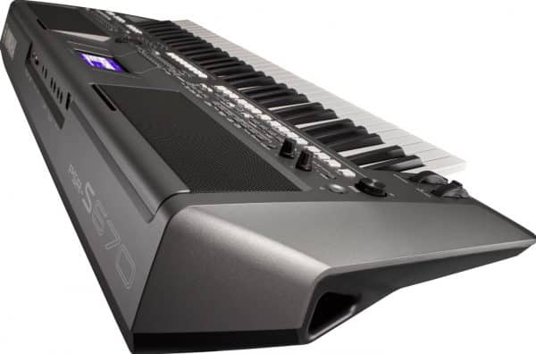 Yamaha PSR-S670 Arranger Workstation Keyboard